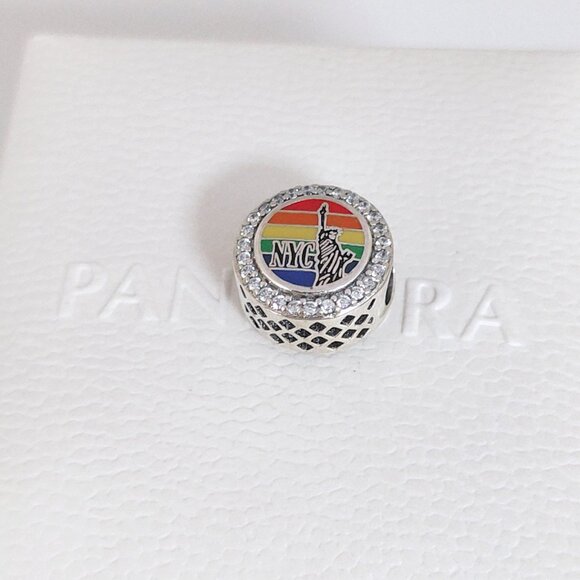 Pandora New York City NYC Gay Pride Rainbow Liberty Bead Moments Charm S925 ALE - Picture 5 of 8